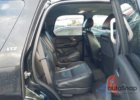 2011 Chevrolet Tahoe Ltz z USA, uszkodzony, nr VIN 1GNSKCE00BR357942